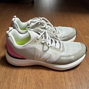 Veja Impala Athletic Shoes